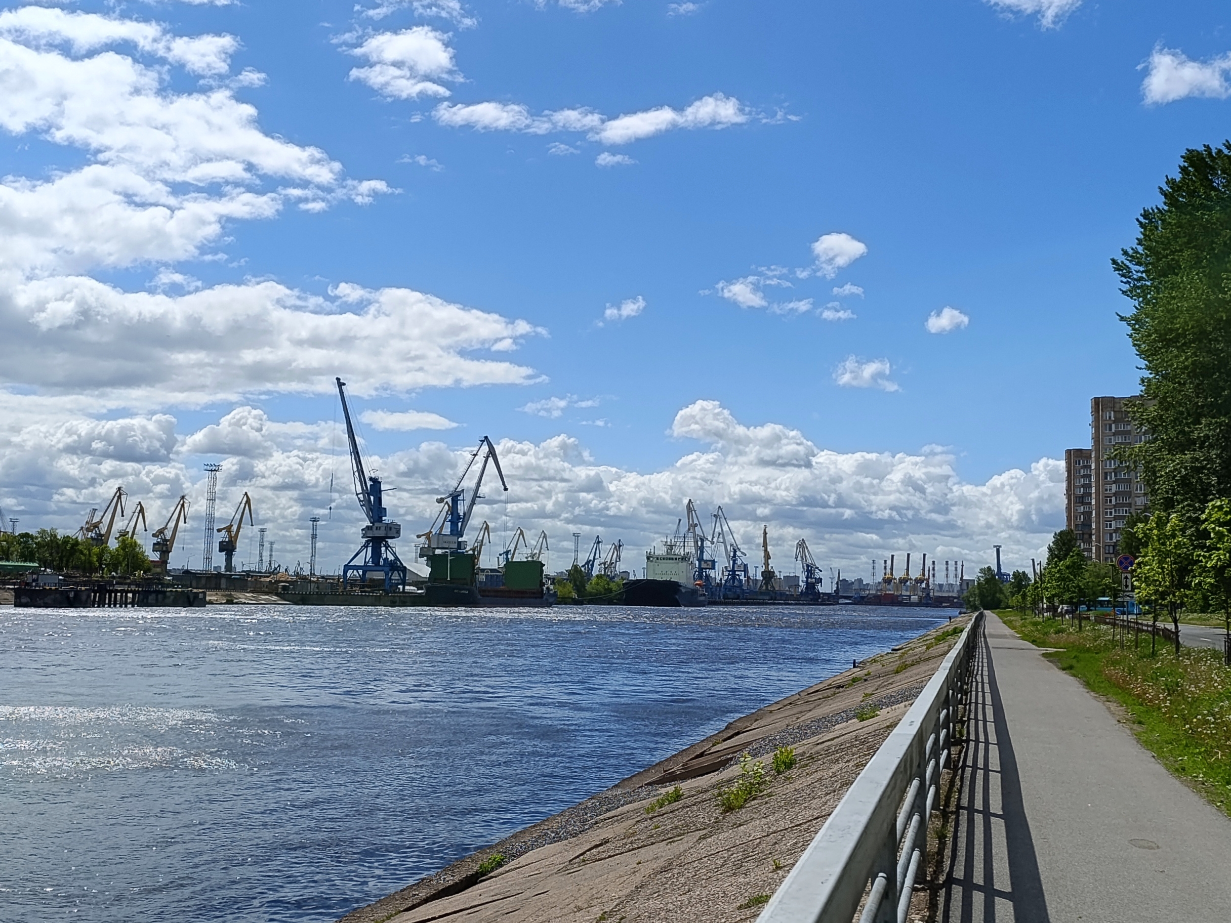 Канонерский остров и окрестности