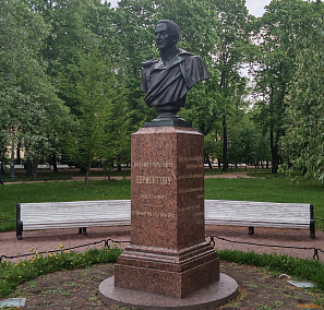 Петербург Лермонтова. "Чужой" или "родной"? 