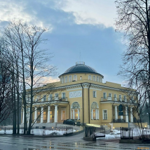 Картинка В ГОСТИ К ПРИНЦУ (Дача Ольденбургского с угощением)   Агентства Путешествий и Экскурсий ЭКЛЕКТИКА