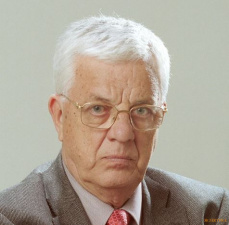Раймонд Паулс